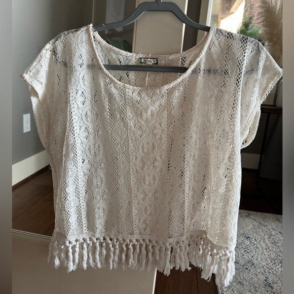 Eyeshadow Tops - Cute White Lace Tassel Top